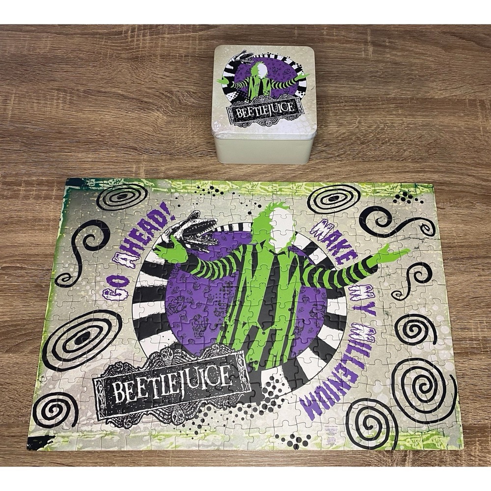 Paladone - Beetlejuice 250-Piece Jigsaw With Tin Storage Box COMPLETE